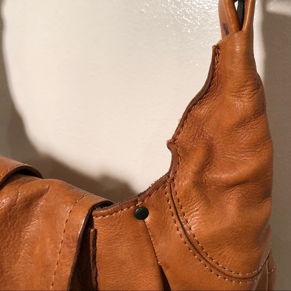 aunts & uncles Leather Saddle Bag, Shoulder or Crossbody Bag - Picture 7 of 15